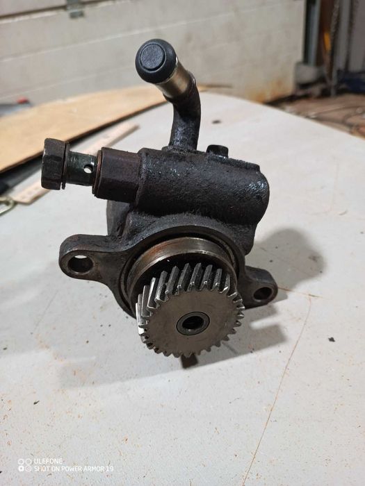 Насос ГУР дизель ЛК 100 1-FTE 4.2