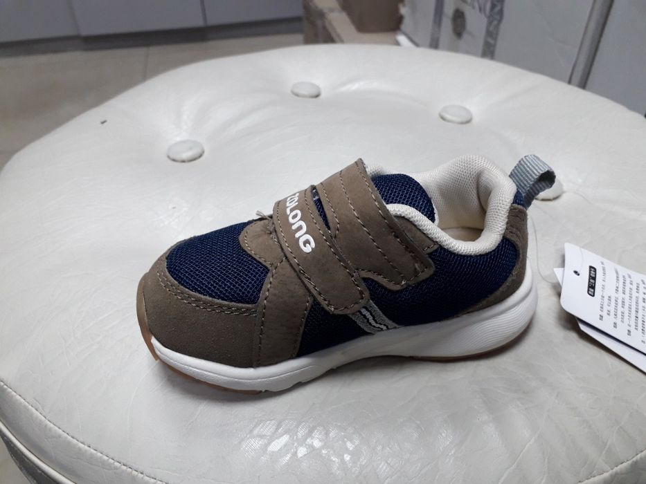 Кроссовки для мальчика(22-26р.)