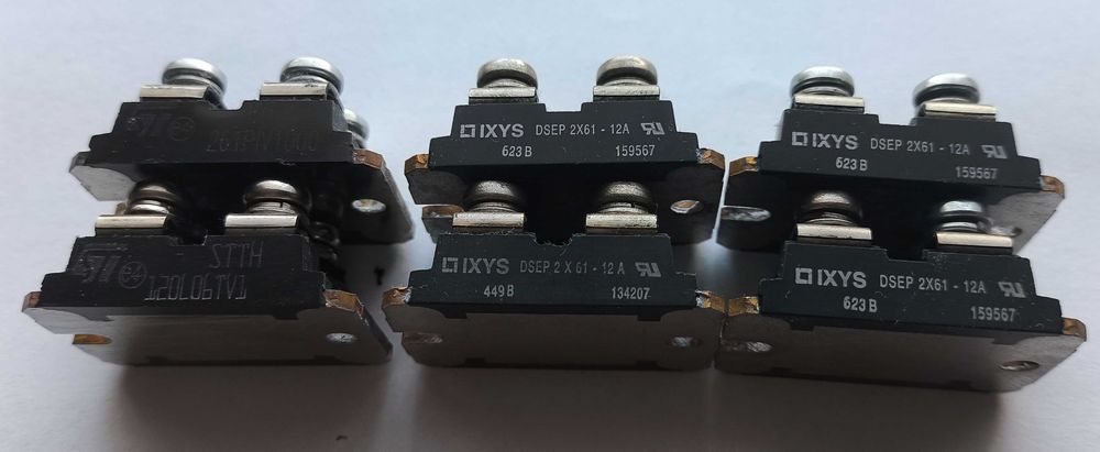 diody prostownicze moduł 2*60A 1200V DSEP2X61-12A IXYS STTH120L06TV1