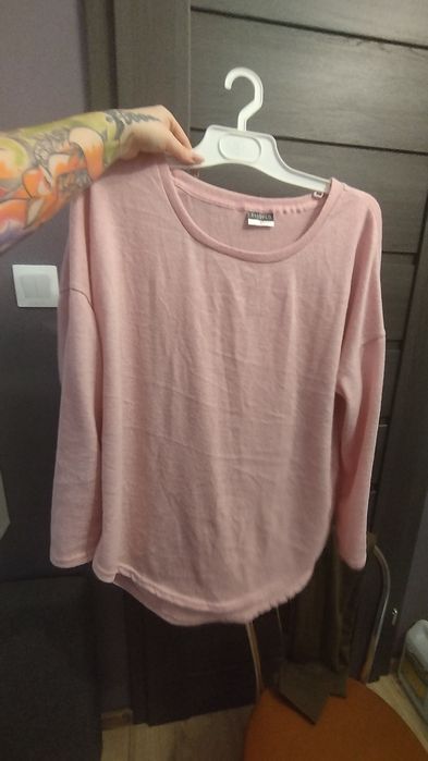 Sweterek lekki pudrowy róż