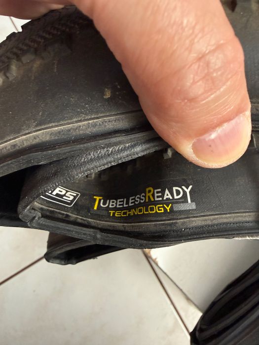 Opony CST Overtone 40x622 Gravelowe Tubeless ready 60 TPI