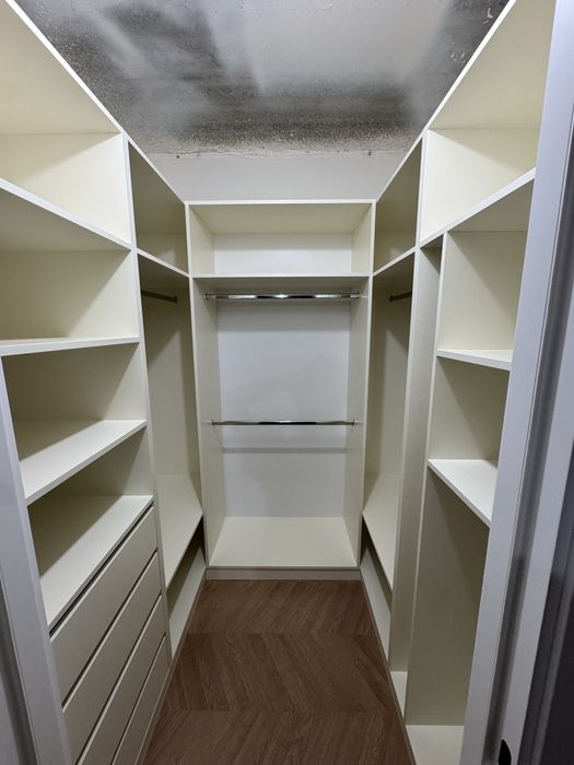 Збиральник/Сборщик, Монтажник меблів