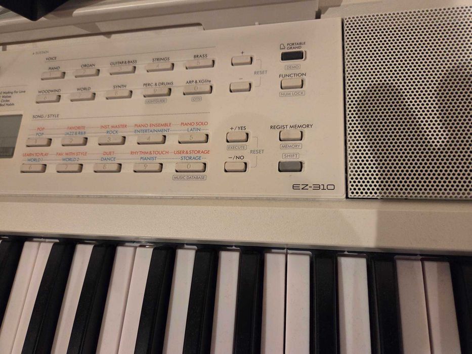 Keyboard Yamaha EZ-310