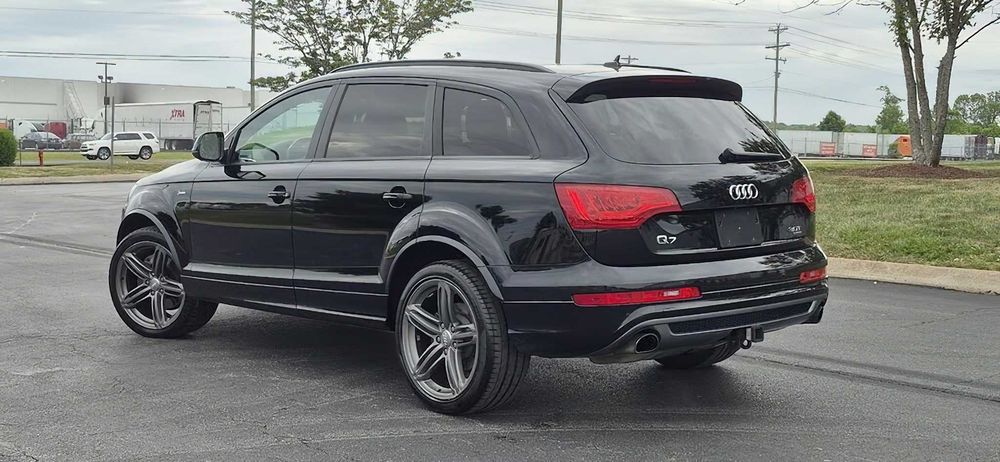 Audi Q7 quattro Sport S-line      2014