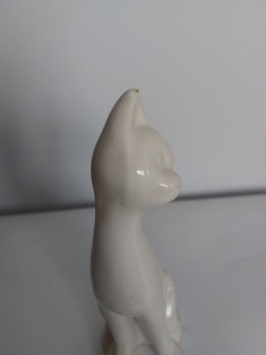 Ceramiczna figurka kota figura biała