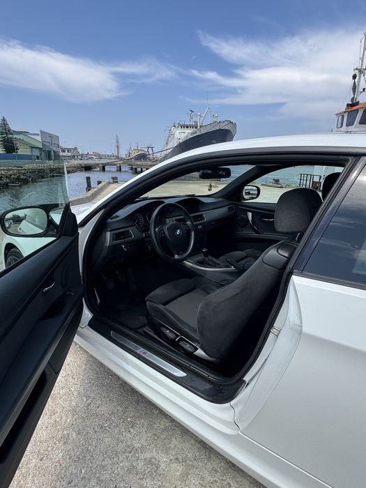 Vendo bmw 320d lci e92 pack m