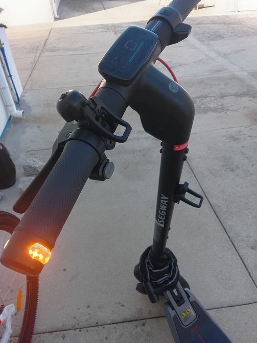 Trotinete   Segway  Nova