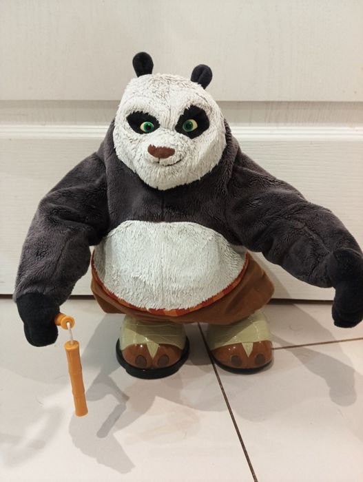 Maskotka interaktywna kung fu panda