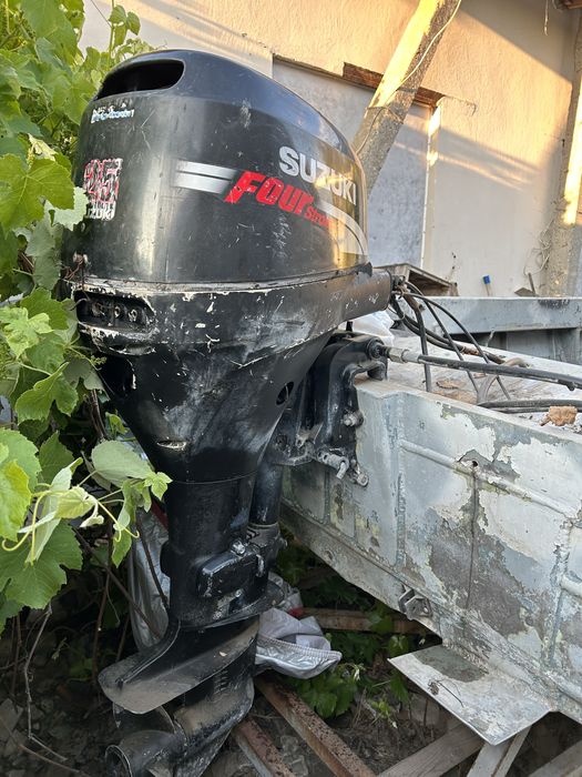 Продам лодку Крым