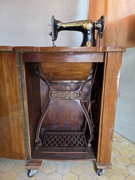 Máquina de costura Singer vintage