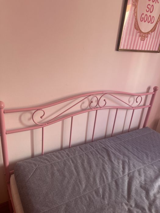 Cama de Metal de Casal Rosa - Vida XL ( como nova )