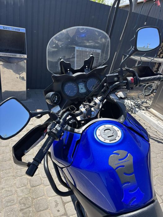 Suzuki V-Strom 650