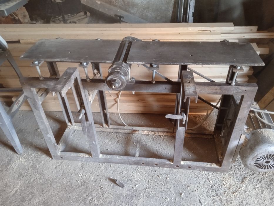 Станок по дереву 250мм