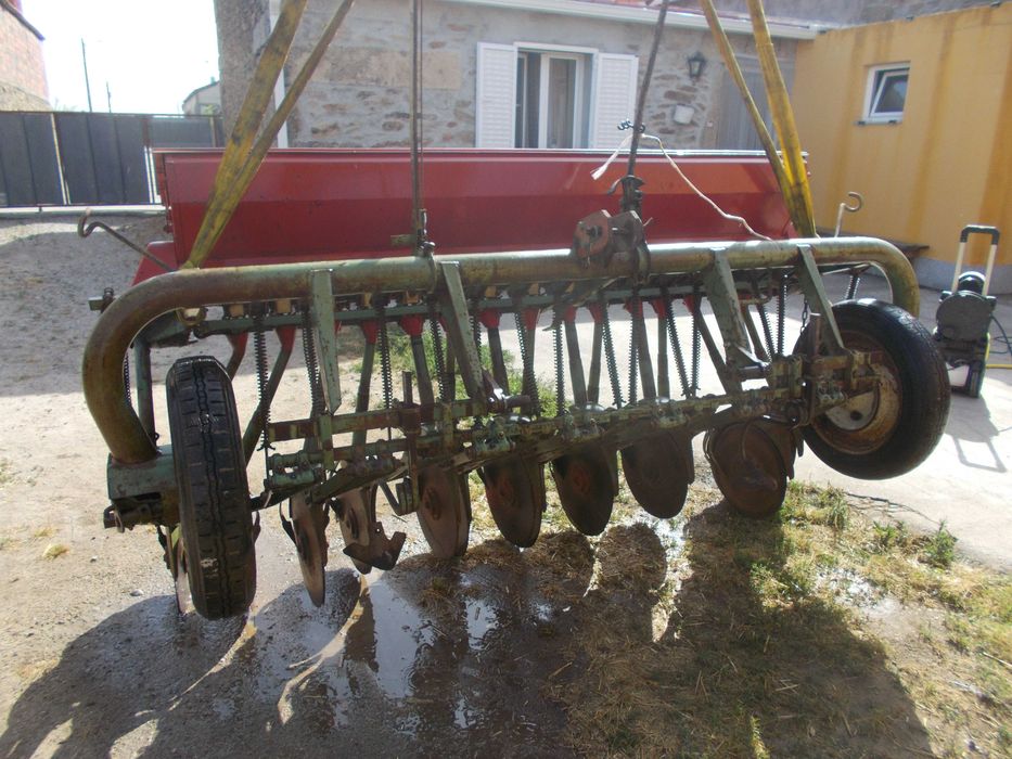 Semeador de Cereaissssssssssssssssss