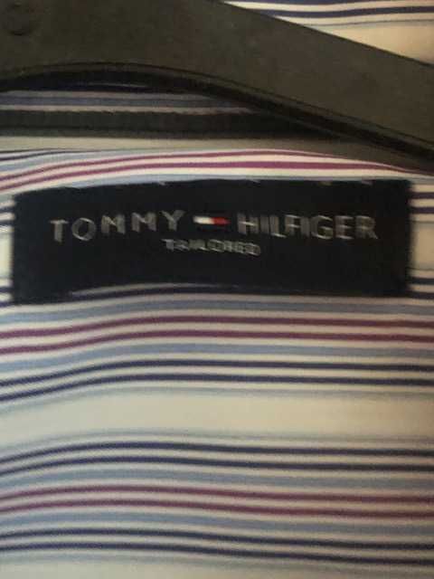 Camisa homem marca luxo Tommy Hilfiger, modelo desportivo