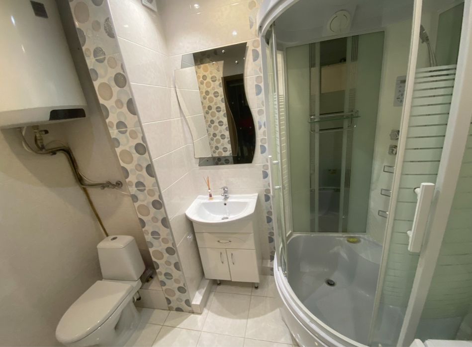 Сдам 3-ком ЖМ Тополь . Ремонт .