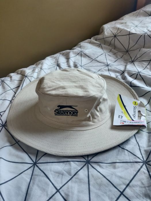 Duży kapelusz Slazenger