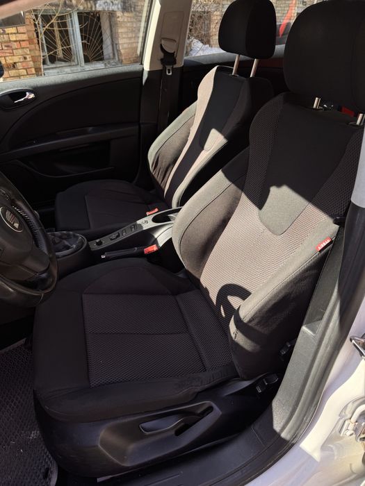 Seat Leon 2008 сіат леон