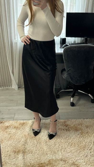 Спідниця сатинова ZARA