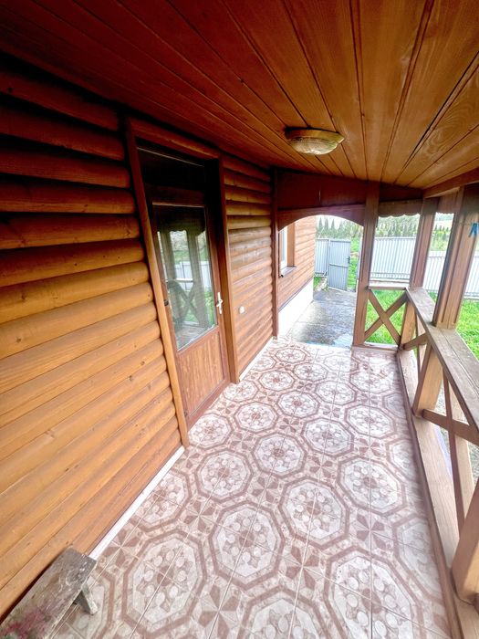 Хата,гараж,сауна,озеро,літня кухня,стайня,