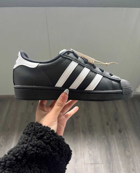 Buty Adidas Superstar Foundation r.41