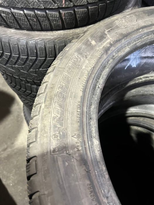Michelin 225/55/18 пара зимних шин