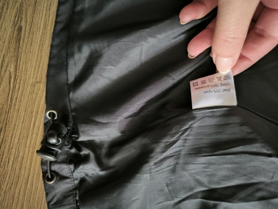 Kurtka wiatrówka Volvo nowa