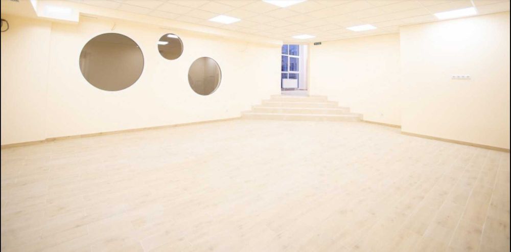 Коммерческое помещение 2000м2 , маршала Говорова, действующий бизнес.