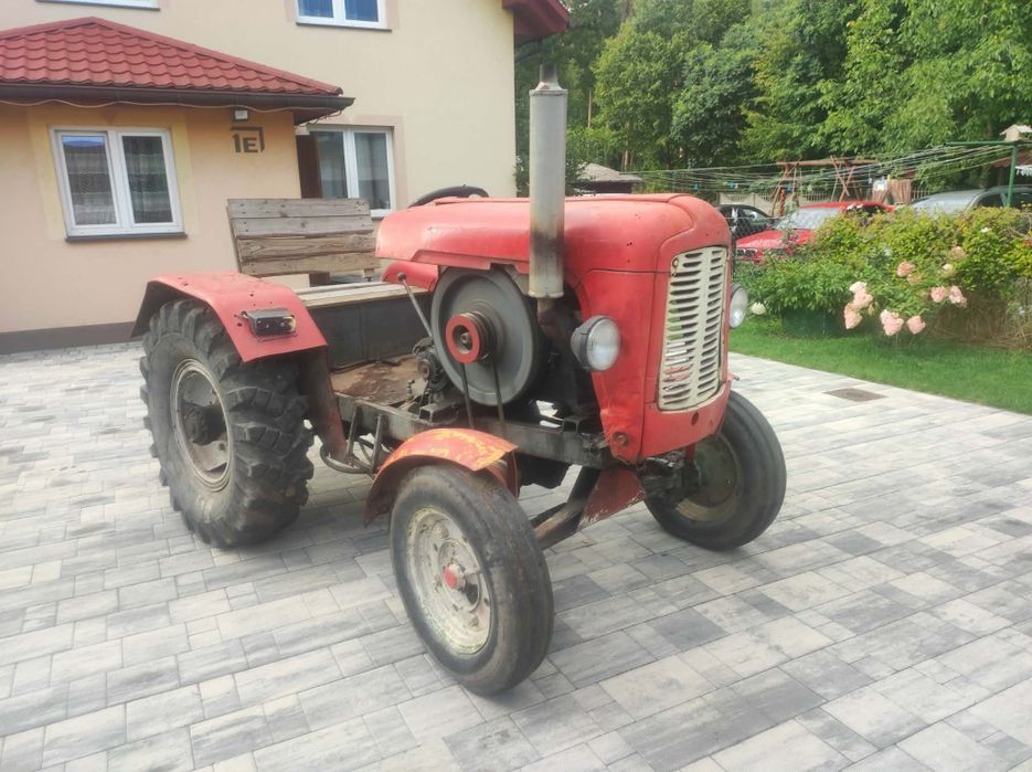 Sprzedam  Ursus c328/330