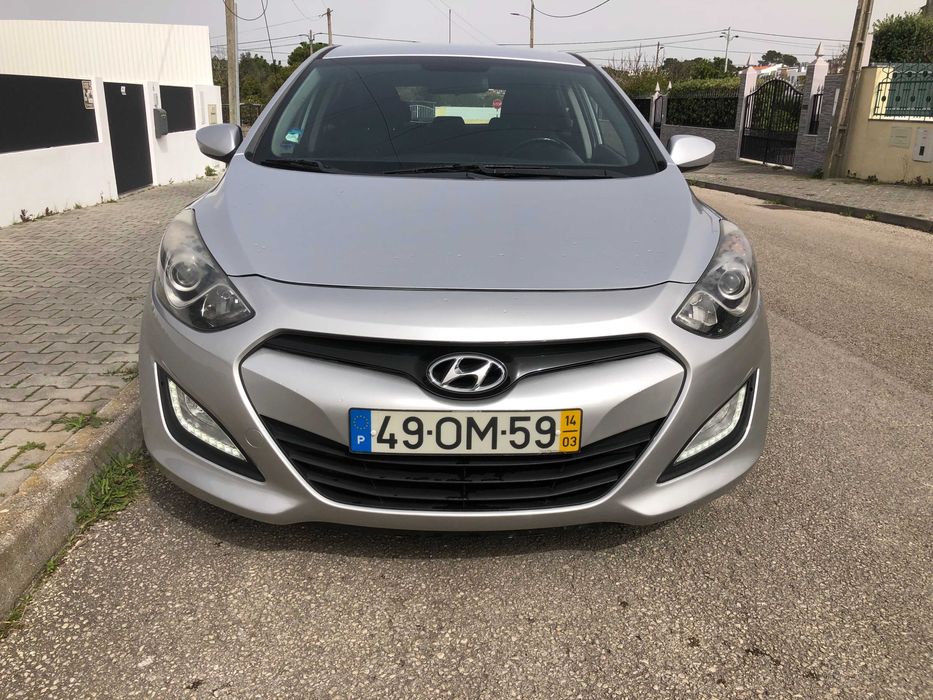 Hyundai I30   1.4 CRDI  Nacional