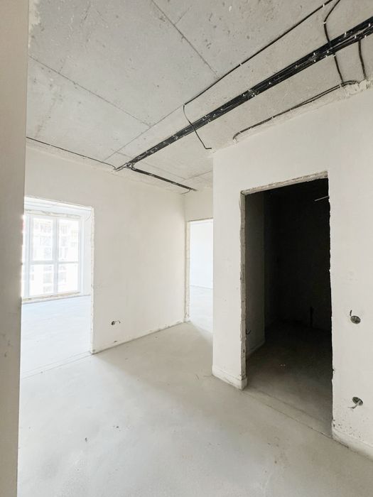 2к квартира під чистовий ремонт 65,99 м²