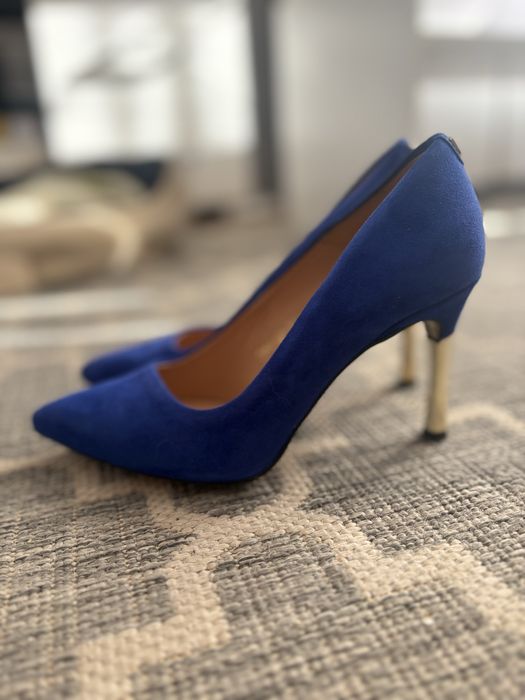 Buty na obcasie polański 37