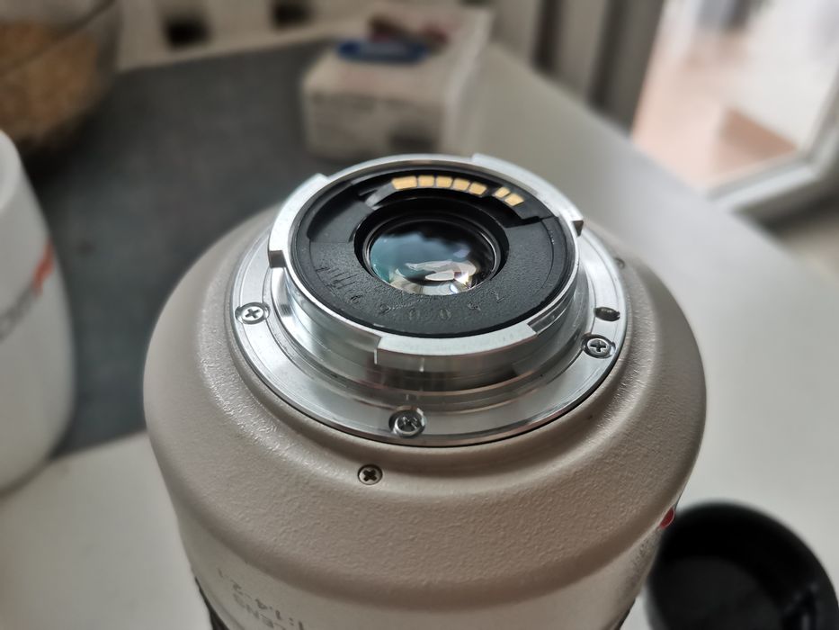 Canon 8-120mm 1:1.4-2.1 DO KAMERY