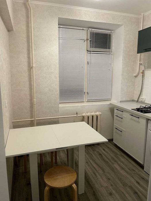 Оренда однакімнатної кватири по вул. Варшавська.