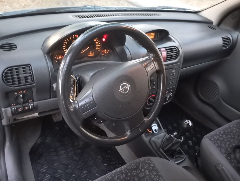 Corsa 2001 em ótimo estado