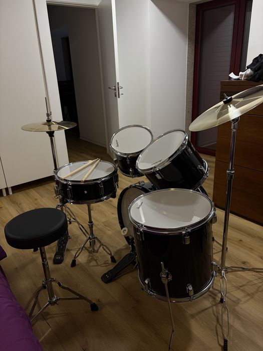Bateria Acústica Startone Preta + Crash Millennium Extra | Excelente para Iniciantes