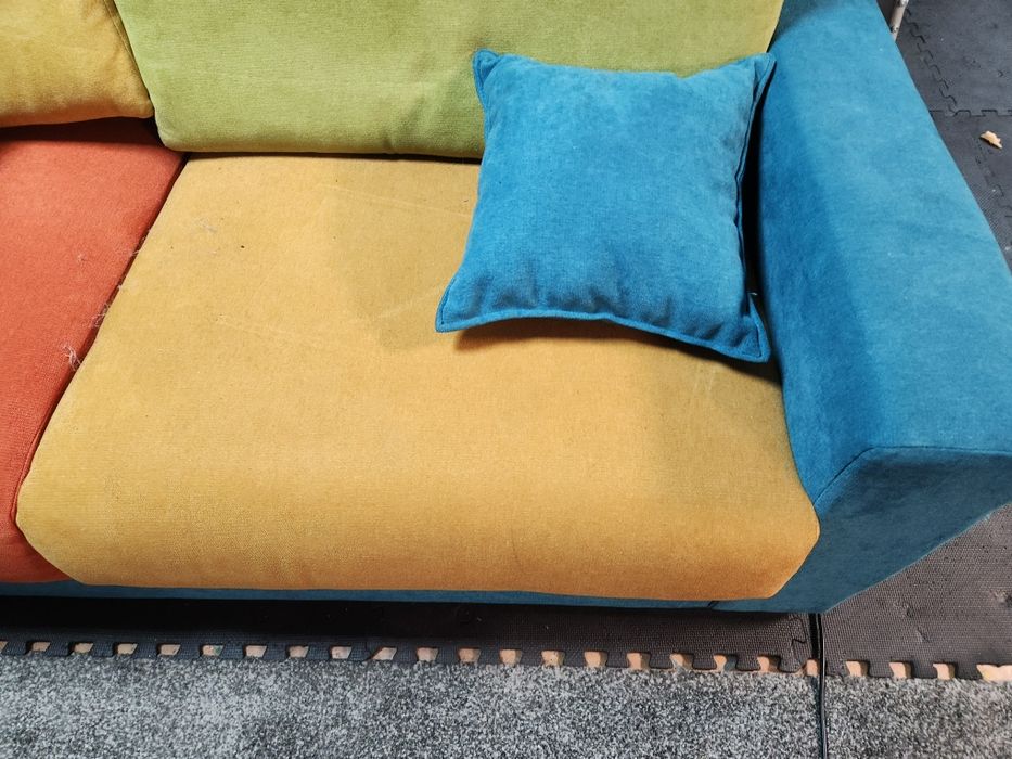 Vendo sofá 2 lugares/ original