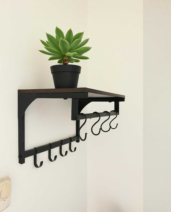 Półka łazienkowa z 8 haczykami do powieszenia na ubrania dom