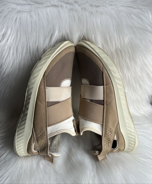 ECCO ST.1 Lite Buty Damskie 40 Skórzane Sneakersy Beżowe Wsuwane Unisex