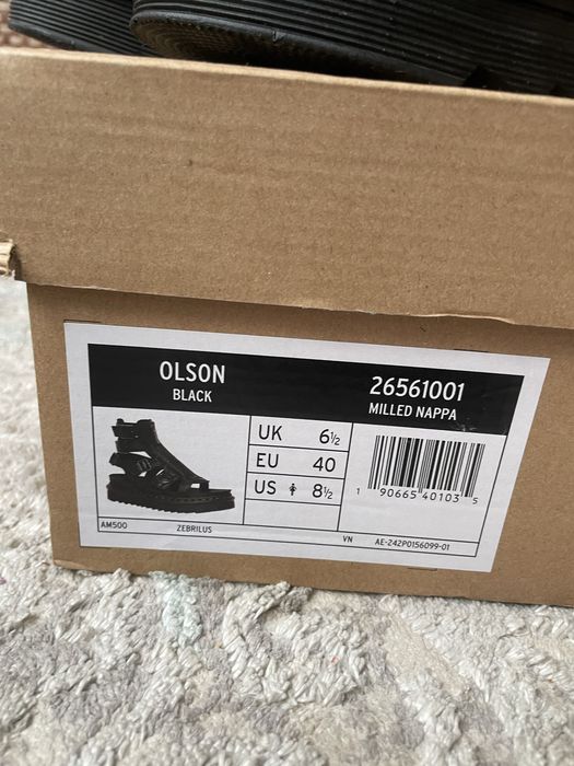 Sandały skórzane Dr. Martens OLSON r 40