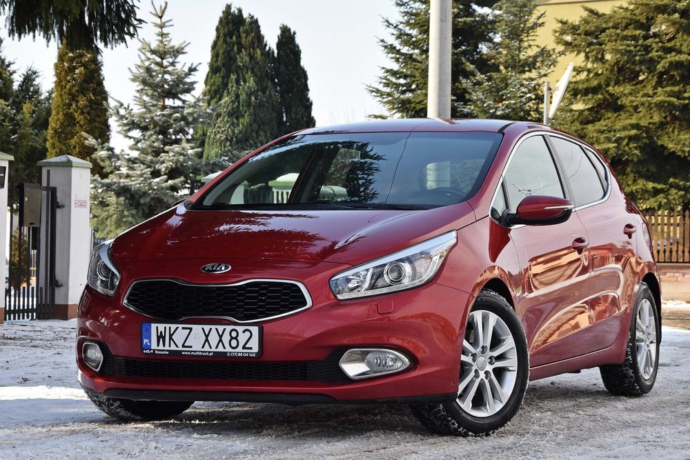 KIA CEED 1.6 135KM Benzyna Automat Keyless Virtual Cockpit 2013 ROK!