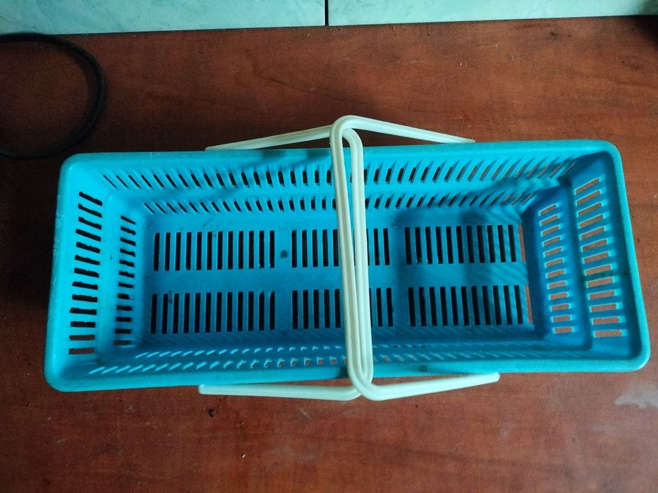 Kobiałka koszyk plastikowy prl