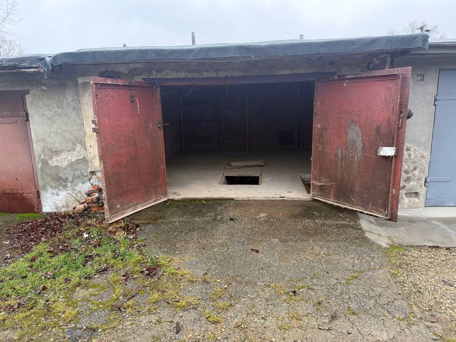 Продам гараж район Загробище