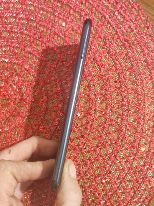 Продам телефон samsung a10