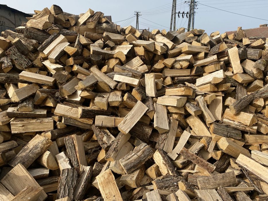 Układane Drewno Kominkowe Drzewo Opałowe Akacja Dąb Buk Grab Brzoza