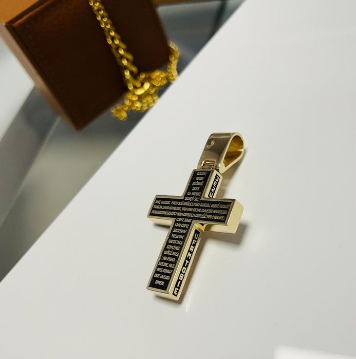 Złoty krzyżyk 585 z cyrkoniami – masywny, 24 g