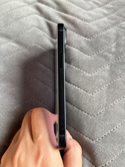 Iphone 15 bateria 89%