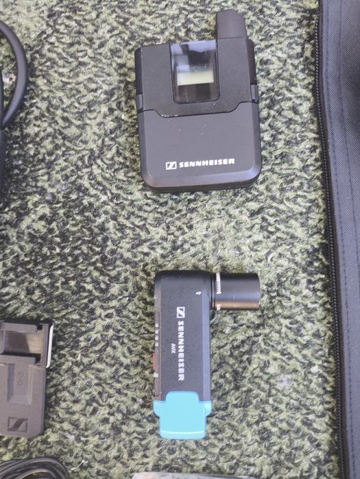 Радіомікрофон Sennheiser AVX  (camera set)