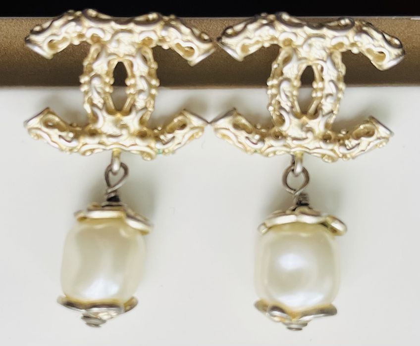 Серьги Chanel