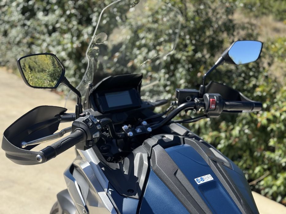 Honda NC 750 X / 9.000km / 2023 / Extras